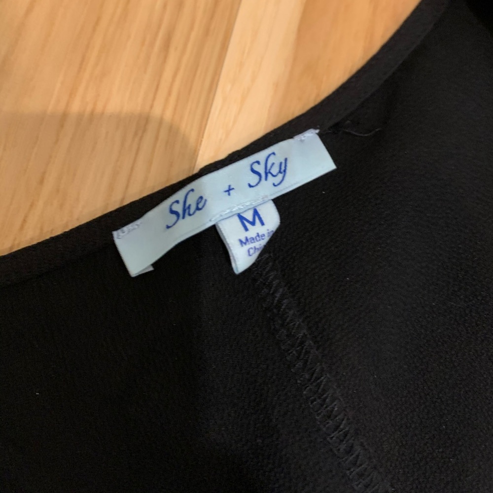 wrap top - Picture 2 of 3